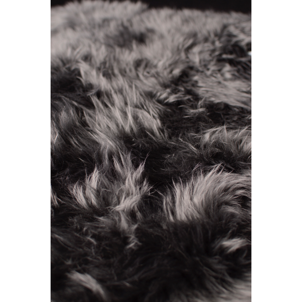 Virgin Australian Sheep Fur 16” Round Pillow VSF16DPLS R