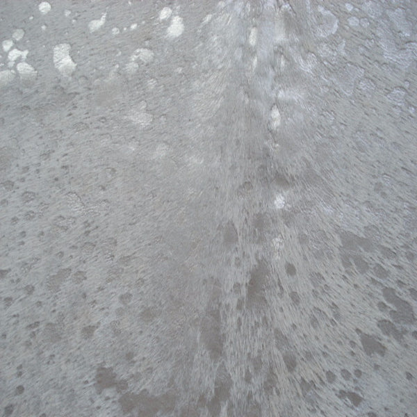 White Devore Silver Acid Washed Premium Brazilian Cowhide, XL CH05DVN R
